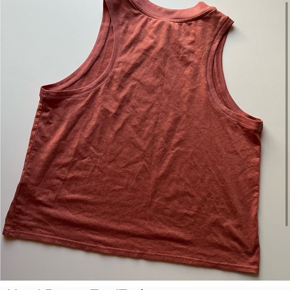 Women's Sleeveless Top in Rust